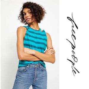 🌿50% off! Free People Twist Tank Size Small New with Tags